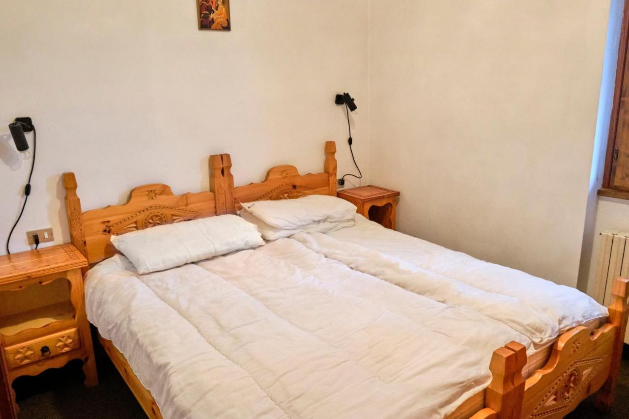 Teola Apartment *